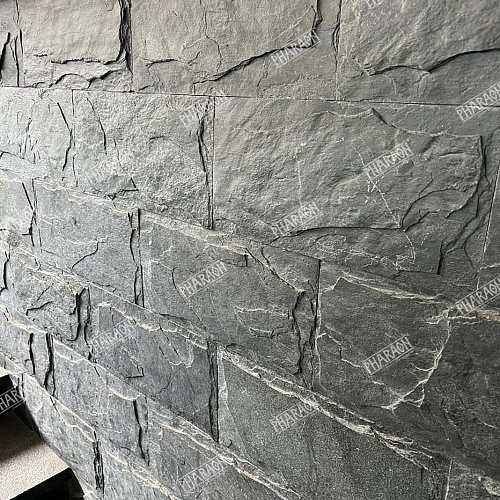 Сланец чёрный (Машрум) 200х400 мм.