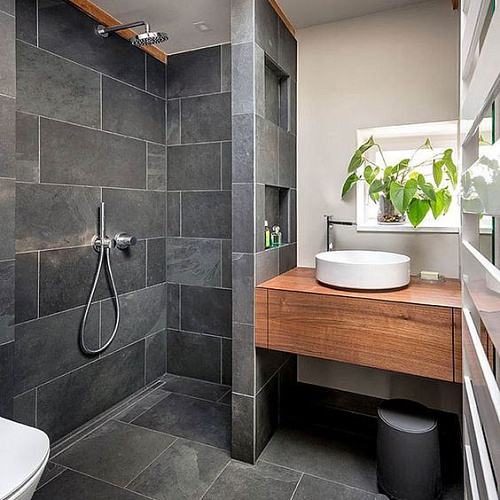 Сланец чёрный (натуральный скол) 300х600 мм.