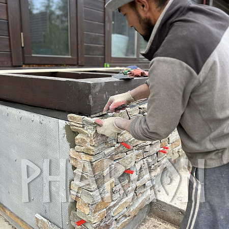 Кварцит мультиколор (Наружный угол)