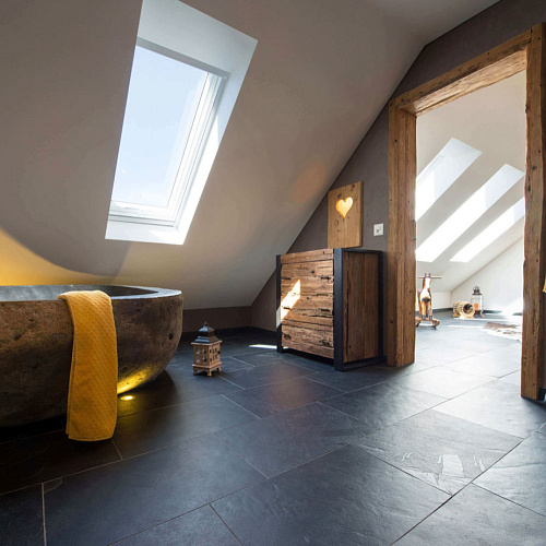 Сланец чёрный (натуральный скол) 300х600 мм.