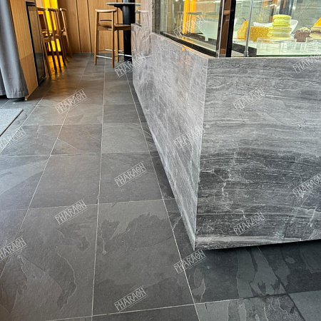 Сланец чёрный (натуральный скол) 300х600 мм.