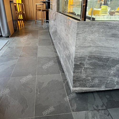 Сланец чёрный (натуральный скол) 300х600 мм.