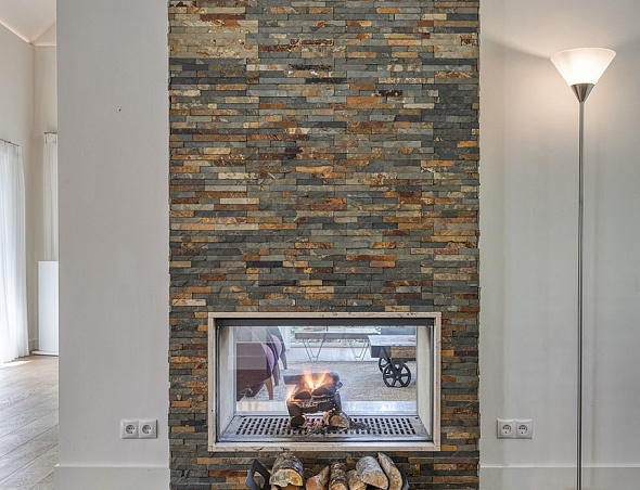 Натуральный отделочный камень для каминов