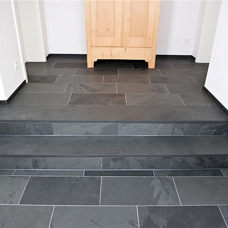 Сланец чёрный (натуральный скол) 300х600 мм.