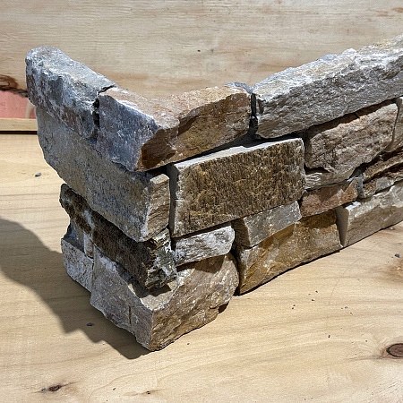 Кварцит бежевый (Наружный угол)