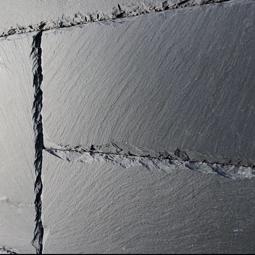 Сланец чёрный (натуральный скол) 100х300 мм.