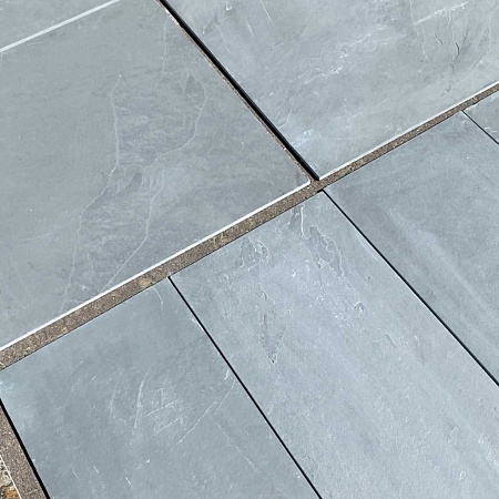 Сланец серый (натуральный скол) 600х600 мм.