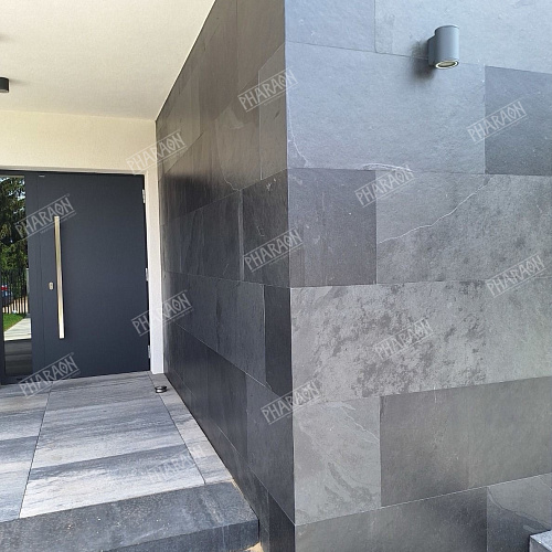 Сланец чёрный (натуральный скол) 300х600 мм.