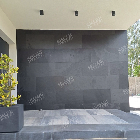 Сланец чёрный (натуральный скол) 300х600 мм.