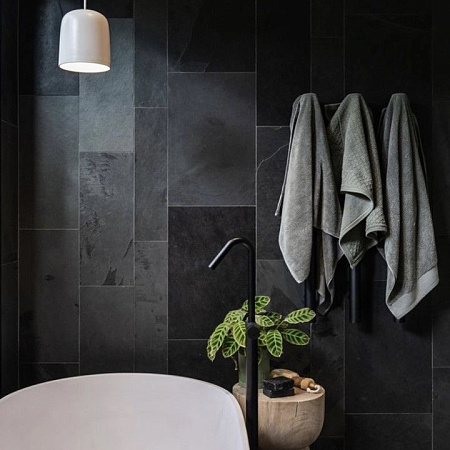 Сланец чёрный (натуральный скол) 300х600 мм.