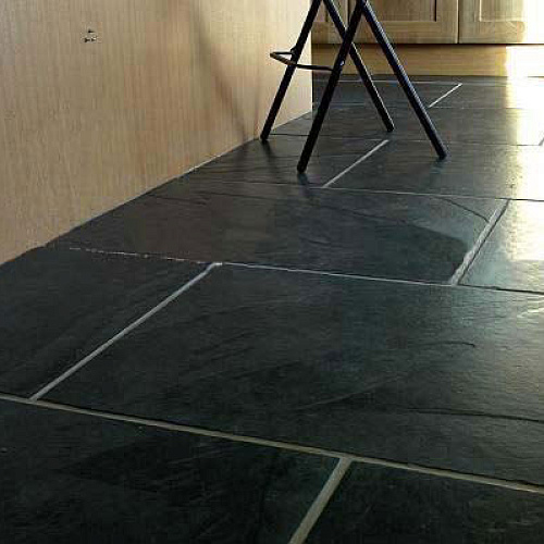 Сланец чёрный (браш) 600х600 мм.