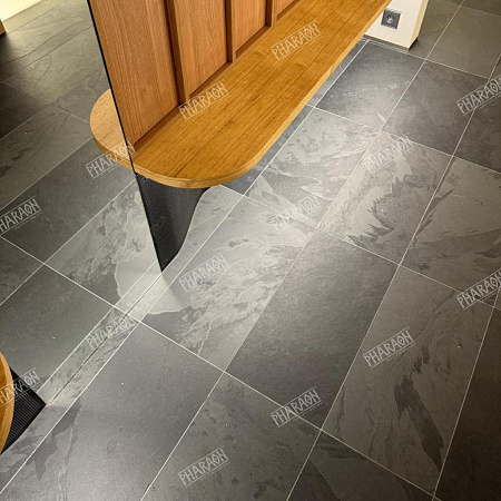 Сланец чёрный (натуральный скол) 300х600 мм.