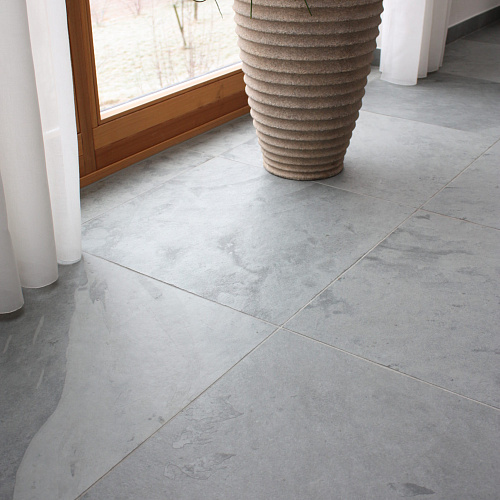 Сланец чёрный (натуральный скол) 600х600 мм.