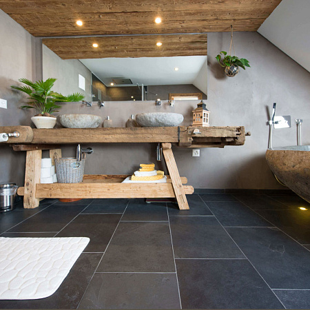 Сланец чёрный (натуральный скол) 300х600 мм.