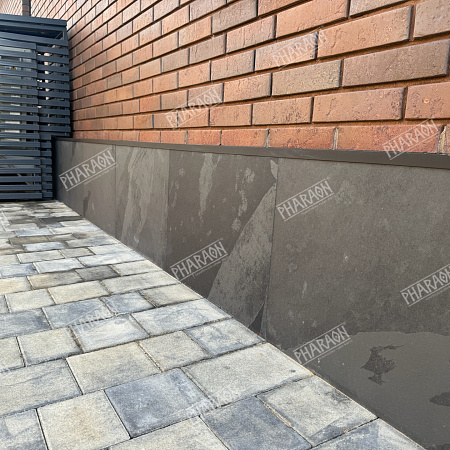 Сланец чёрный (натуральный скол) 600х1200 мм.